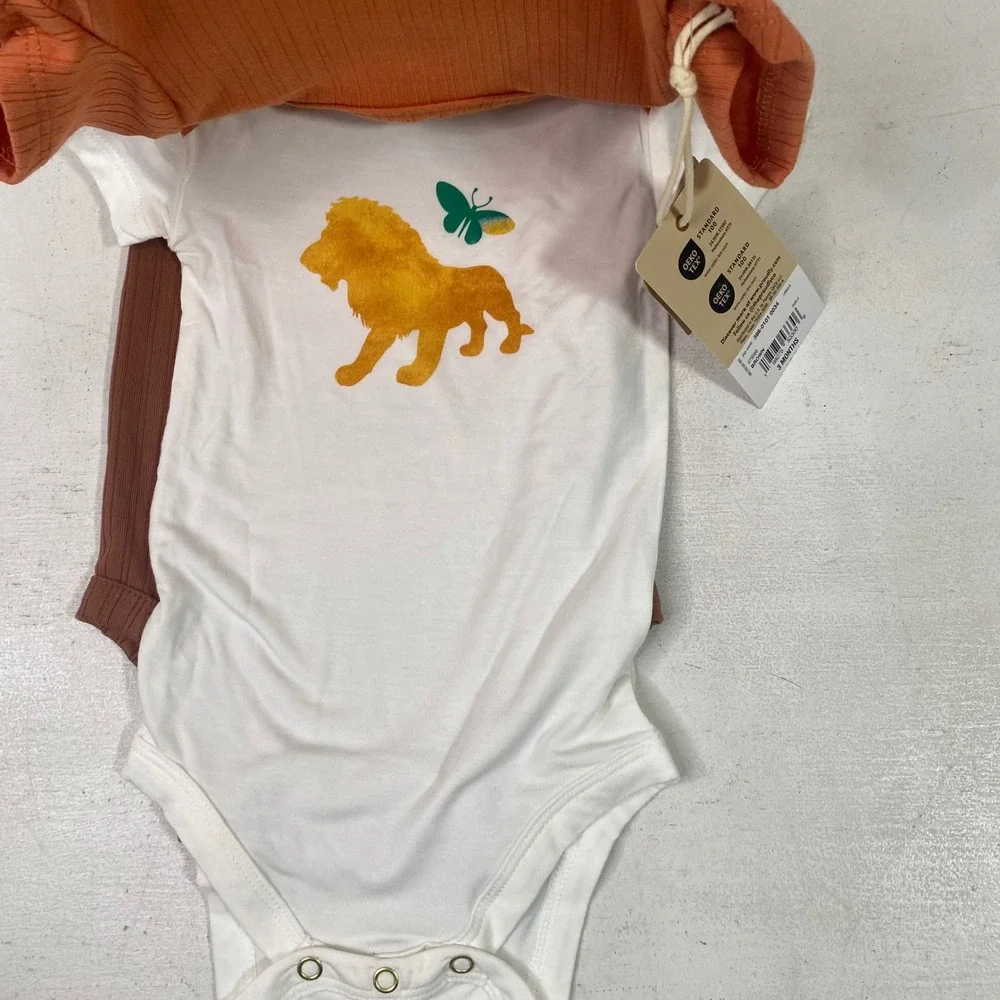 Proudly Baby 3 Pack Bodysuits 3M Rust Brown White Lion Heart NWT OEKO-TEX